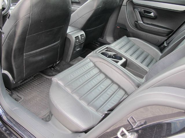 2009 Volkswagen CC LE 4x43rd Row Leather