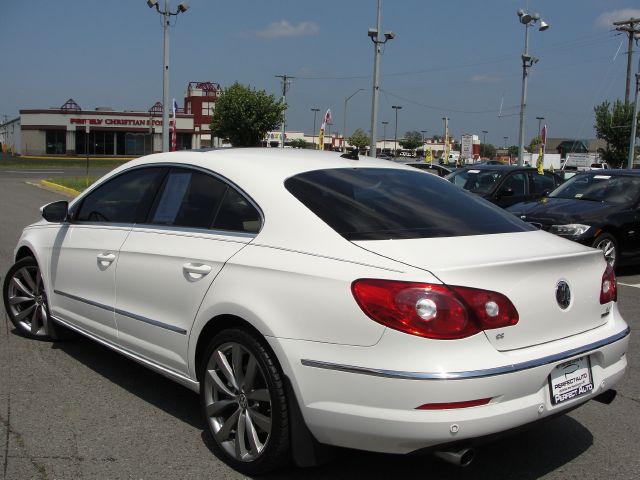 2010 Volkswagen CC LE 4x43rd Row Leather