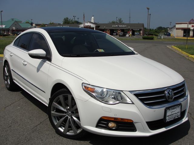 2010 Volkswagen CC LE 4x43rd Row Leather