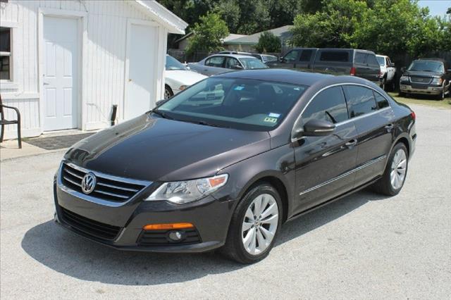 2010 Volkswagen CC 4-passenger Open Top Alpha AWD Truck