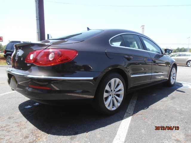 2010 Volkswagen CC SE 4X4 3RD ROW