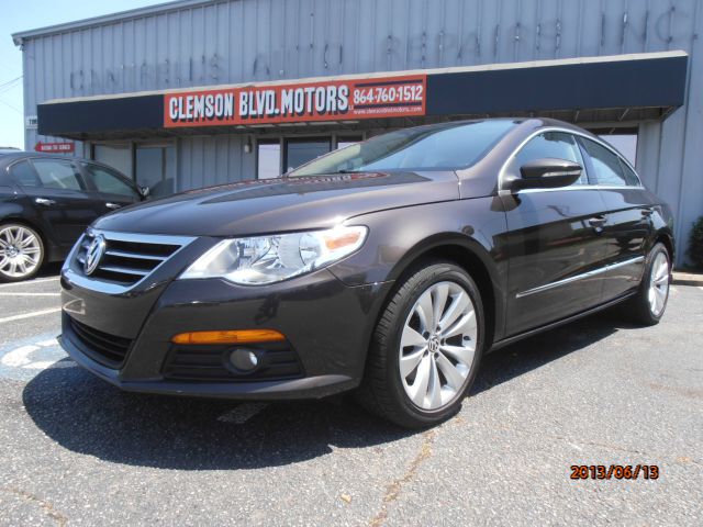 2010 Volkswagen CC SE 4X4 3RD ROW