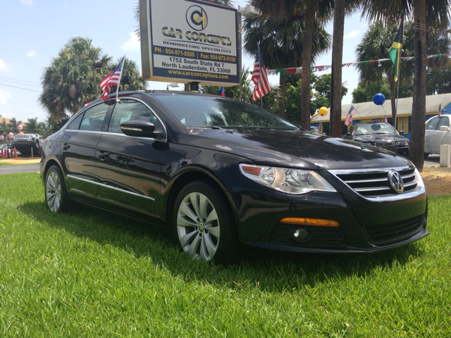 2010 Volkswagen CC SE 4X4 3RD ROW