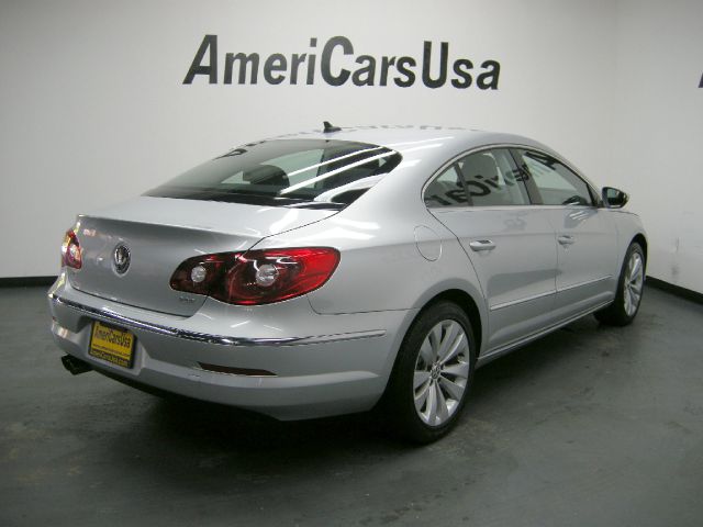 2011 Volkswagen CC SE 4X4 3RD ROW