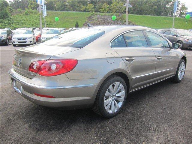 2012 Volkswagen CC SE 4X4 3RD ROW