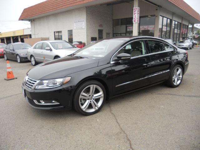 2013 Volkswagen CC GLS Convertible 2D