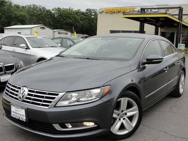 2013 Volkswagen CC GLS Convertible 2D