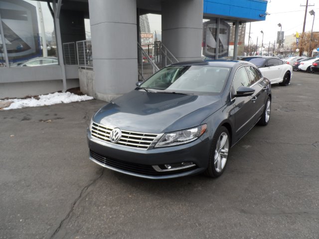 2013 Volkswagen CC 3.2 Quattro S-line AWD Sedan