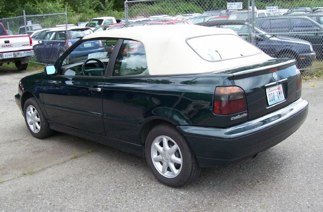 1998 Volkswagen Cabrio FWD 4dr Sport