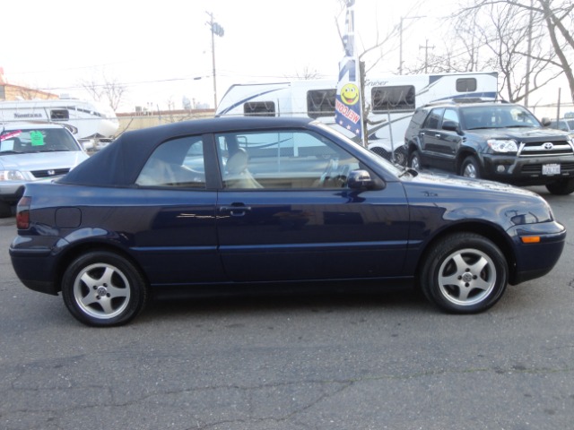 1999 Volkswagen Cabrio FWD 4dr Sport