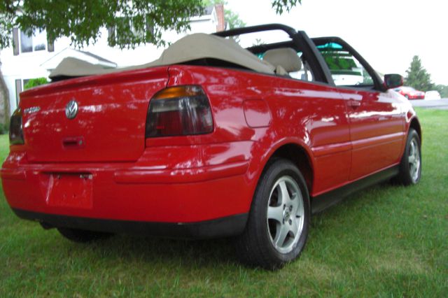 1999 Volkswagen Cabrio FWD 4dr Sport