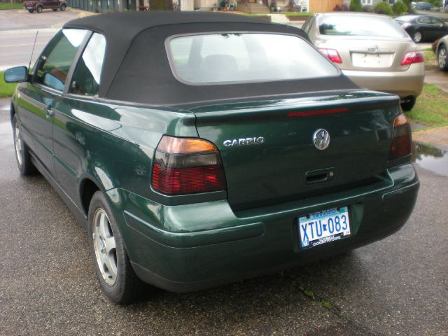 2000 Volkswagen Cabrio FWD 4dr Sport