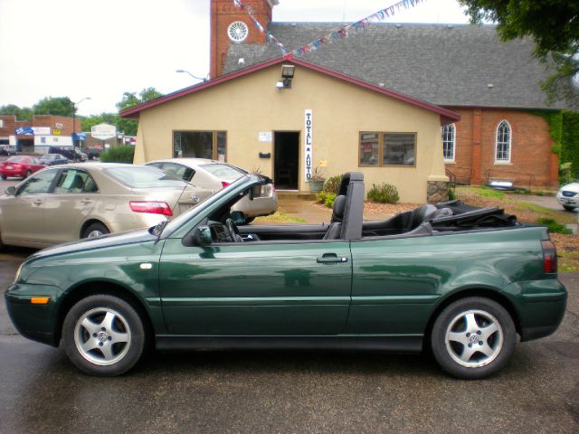 2000 Volkswagen Cabrio FWD 4dr Sport