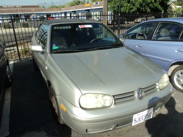 2001 Volkswagen Cabrio S Sedan