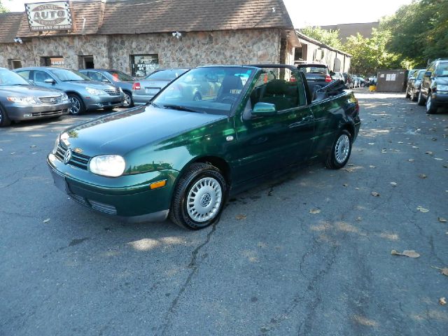 2001 Volkswagen Cabrio S Sedan