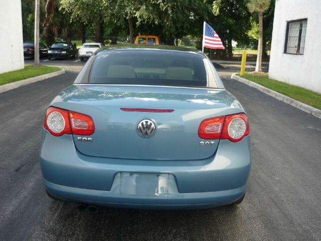 2007 Volkswagen Eos 2006 Ford LX