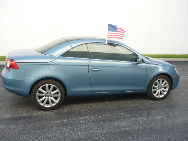 2007 Volkswagen Eos 2006 Ford LX