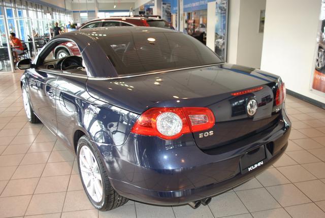 2007 Volkswagen Eos Wagon SE