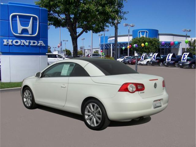 2008 Volkswagen Eos Series 4