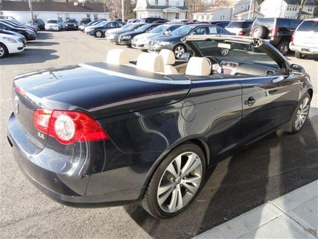 2008 Volkswagen Eos ST Utility Truck