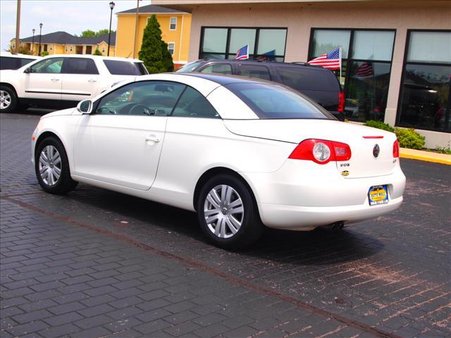 2008 Volkswagen Eos ST Utility Truck