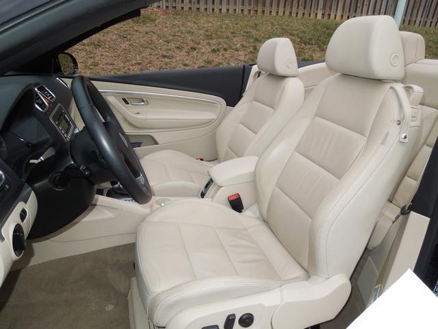 2008 Volkswagen Eos LT 4WD