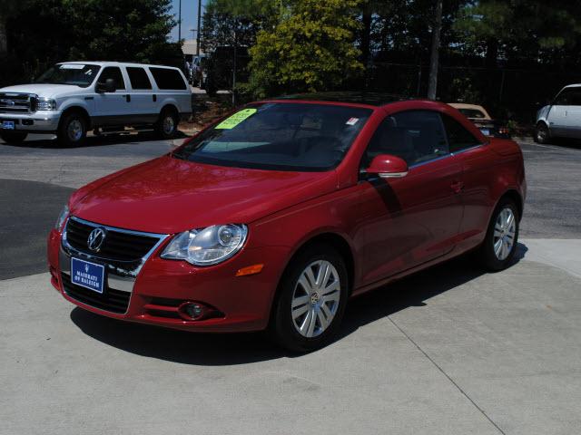 2008 Volkswagen Eos Series 4