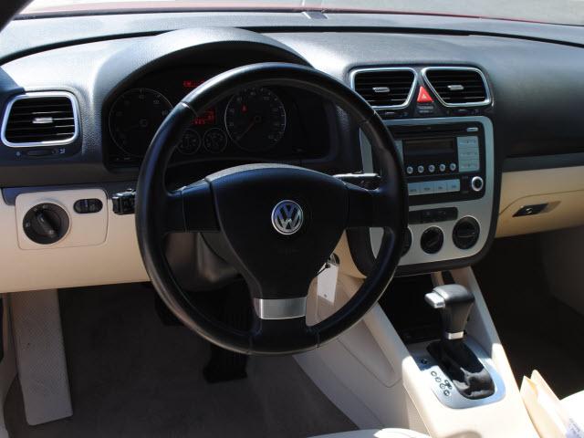 2008 Volkswagen Eos Series 4