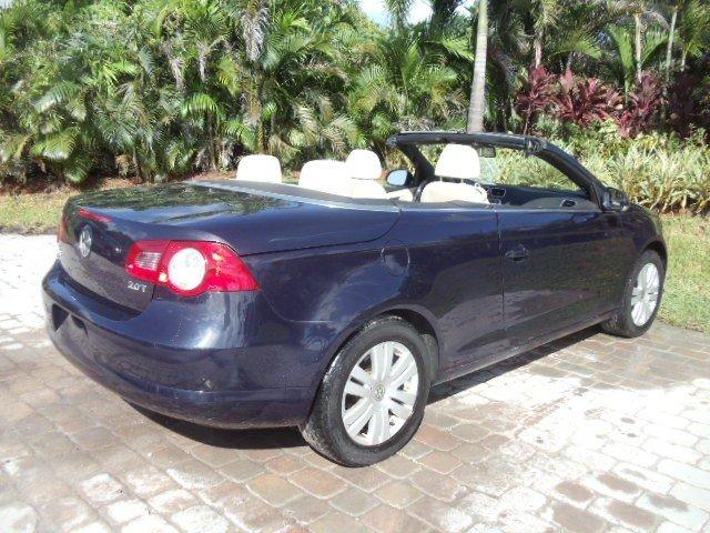 2008 Volkswagen Eos ST Utility Truck