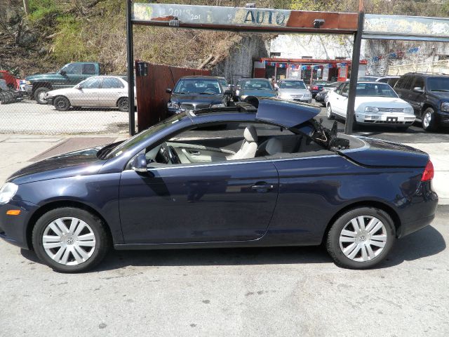 2008 Volkswagen Eos Series 4