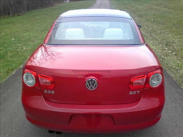 2009 Volkswagen Eos Sport- 4X4