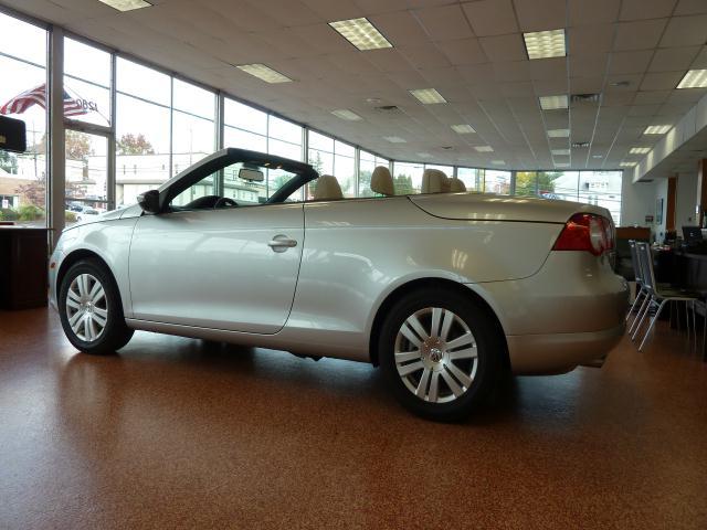 2009 Volkswagen Eos 4x4 LTZ