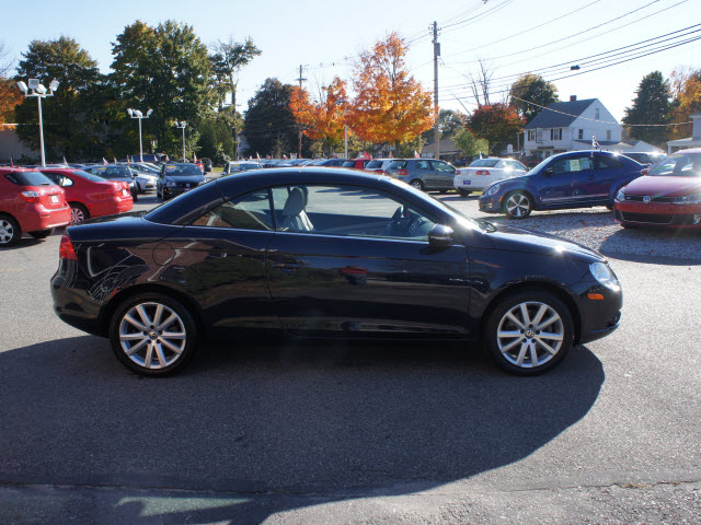 2010 Volkswagen Eos 4x4 LTZ