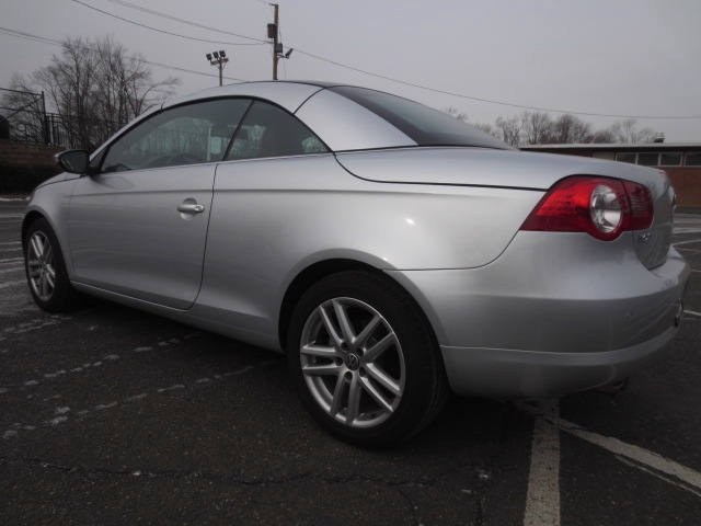 2011 Volkswagen Eos D/L