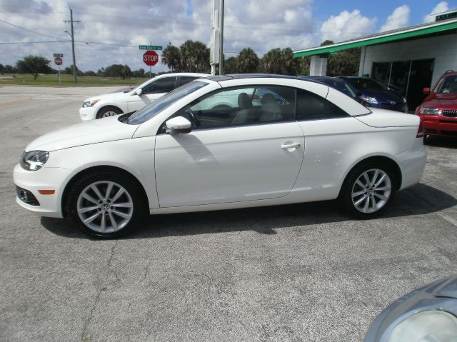 2012 Volkswagen Eos 4x4 LTZ