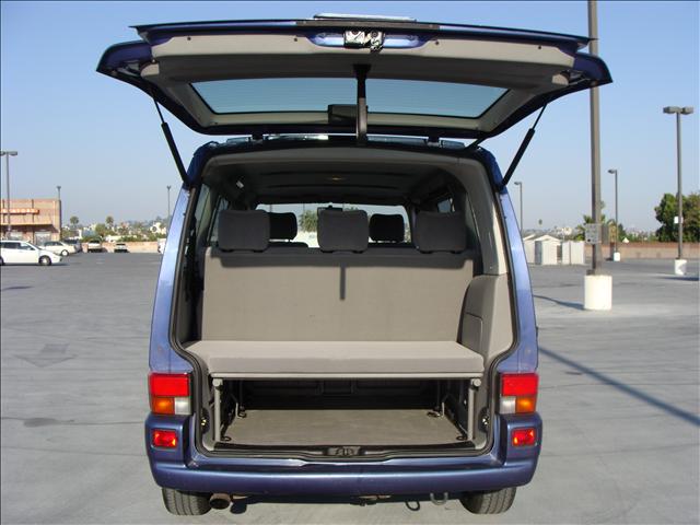 1999 Volkswagen EuroVan Deluxe Sport