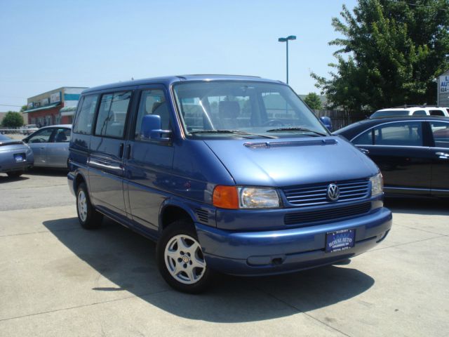 1999 Volkswagen EuroVan FWD 4dr Sport