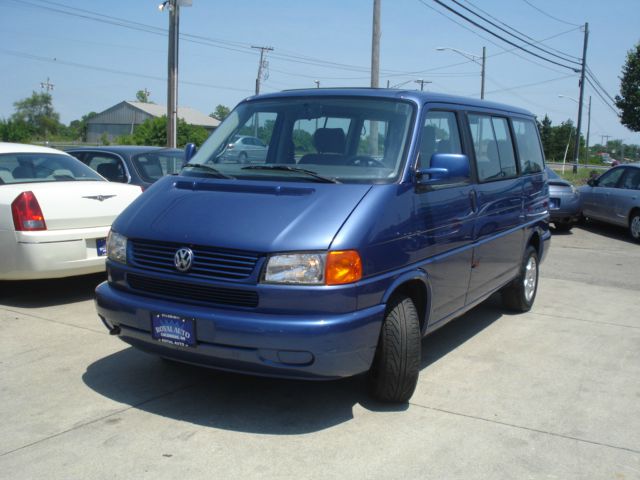 1999 Volkswagen EuroVan FWD 4dr Sport