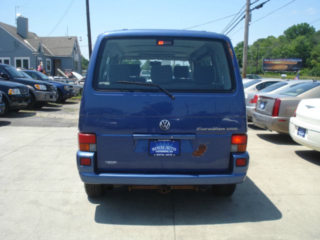 1999 Volkswagen EuroVan FWD 4dr Sport