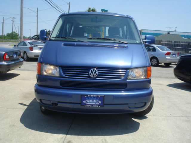 1999 Volkswagen EuroVan FWD 4dr Sport