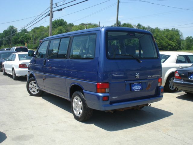 1999 Volkswagen EuroVan FWD 4dr Sport