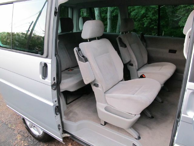 2001 Volkswagen EuroVan FWD 4dr Sport