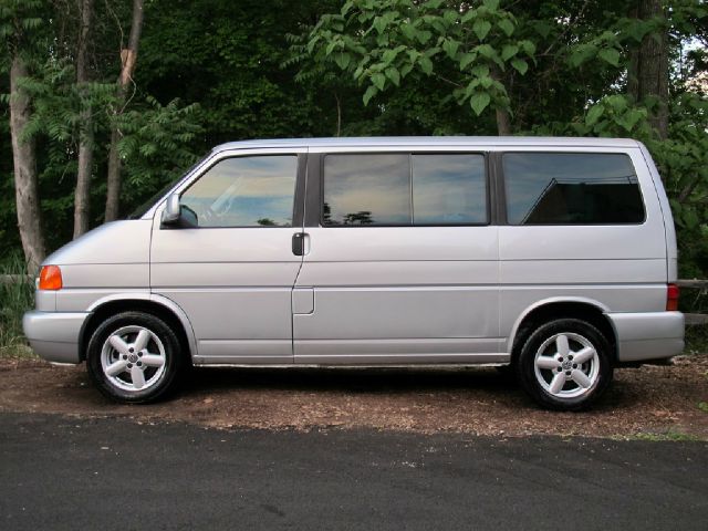 2001 Volkswagen EuroVan FWD 4dr Sport