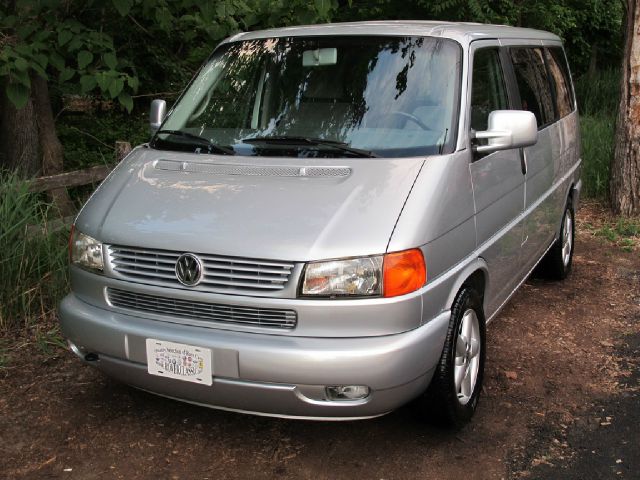 2001 Volkswagen EuroVan FWD 4dr Sport