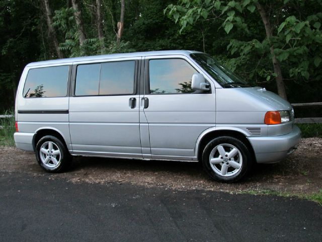 2001 Volkswagen EuroVan FWD 4dr Sport