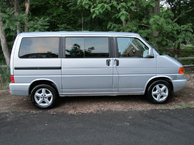 2001 Volkswagen EuroVan FWD 4dr Sport