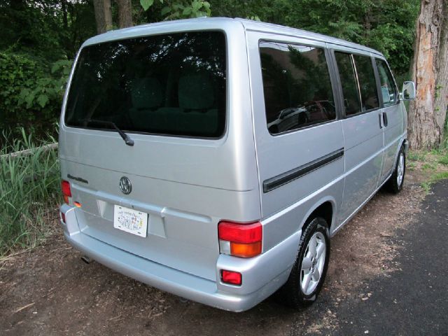 2001 Volkswagen EuroVan FWD 4dr Sport