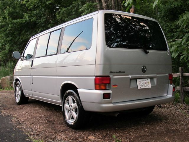 2001 Volkswagen EuroVan FWD 4dr Sport