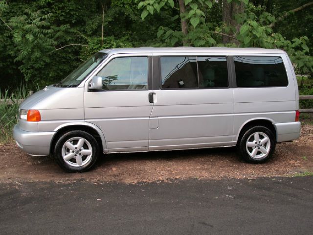 2001 Volkswagen EuroVan FWD 4dr Sport