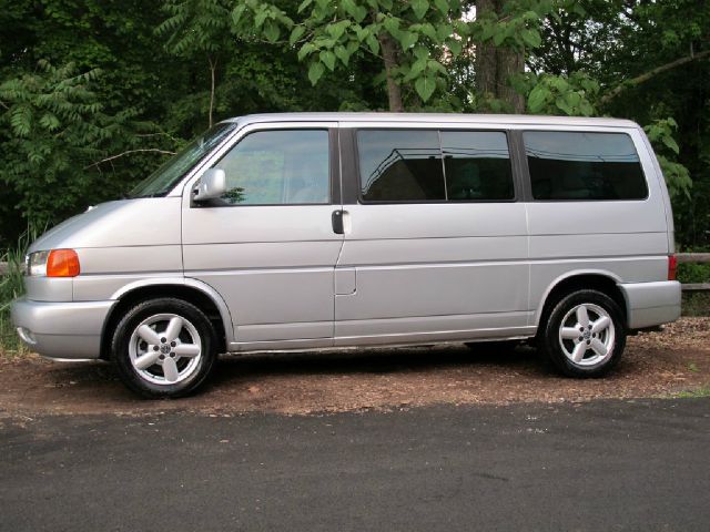 2001 Volkswagen EuroVan FWD 4dr Sport